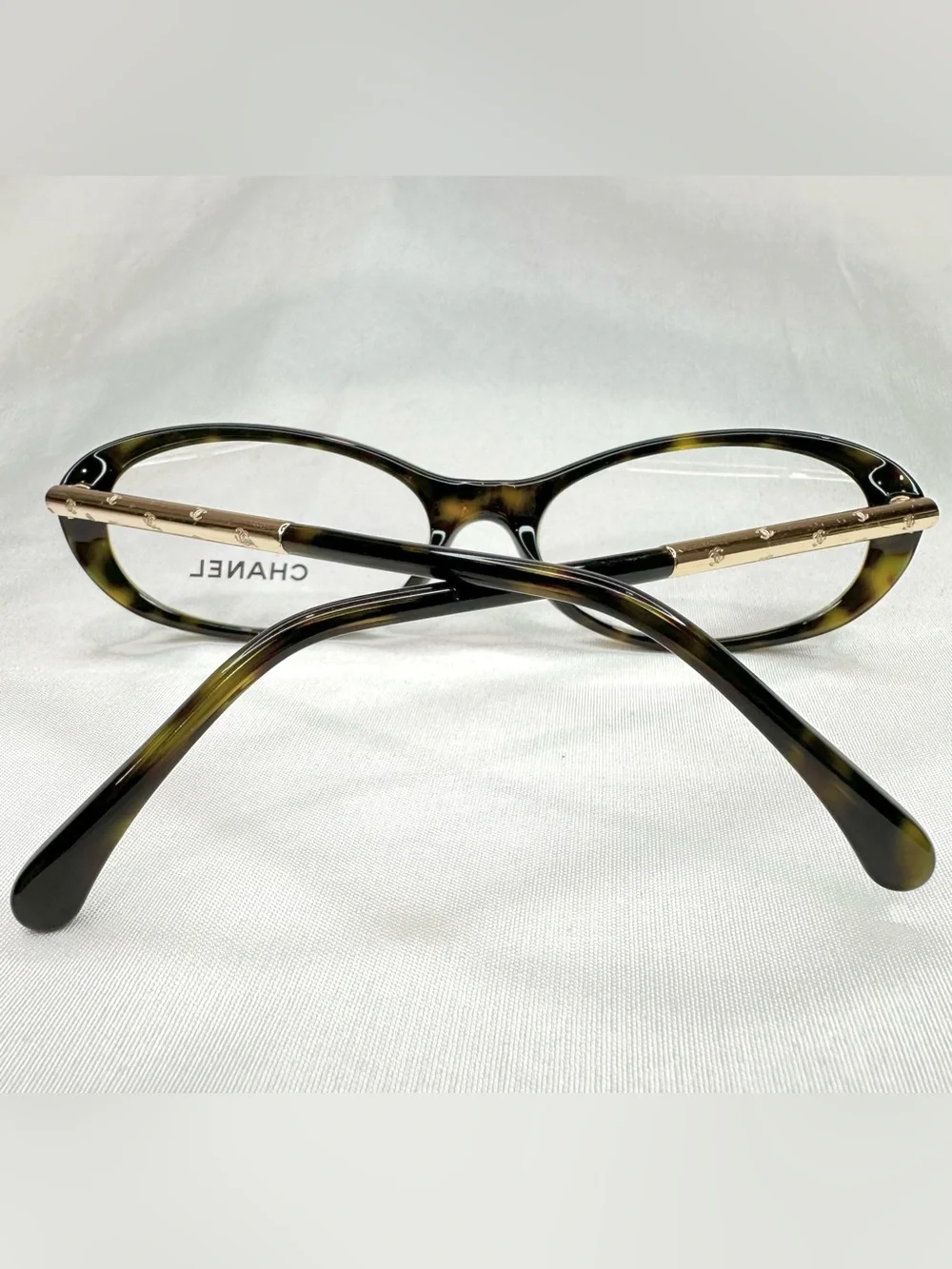 CHANEL Tortoiseshell Brown Eyeglasses with Gold Temples